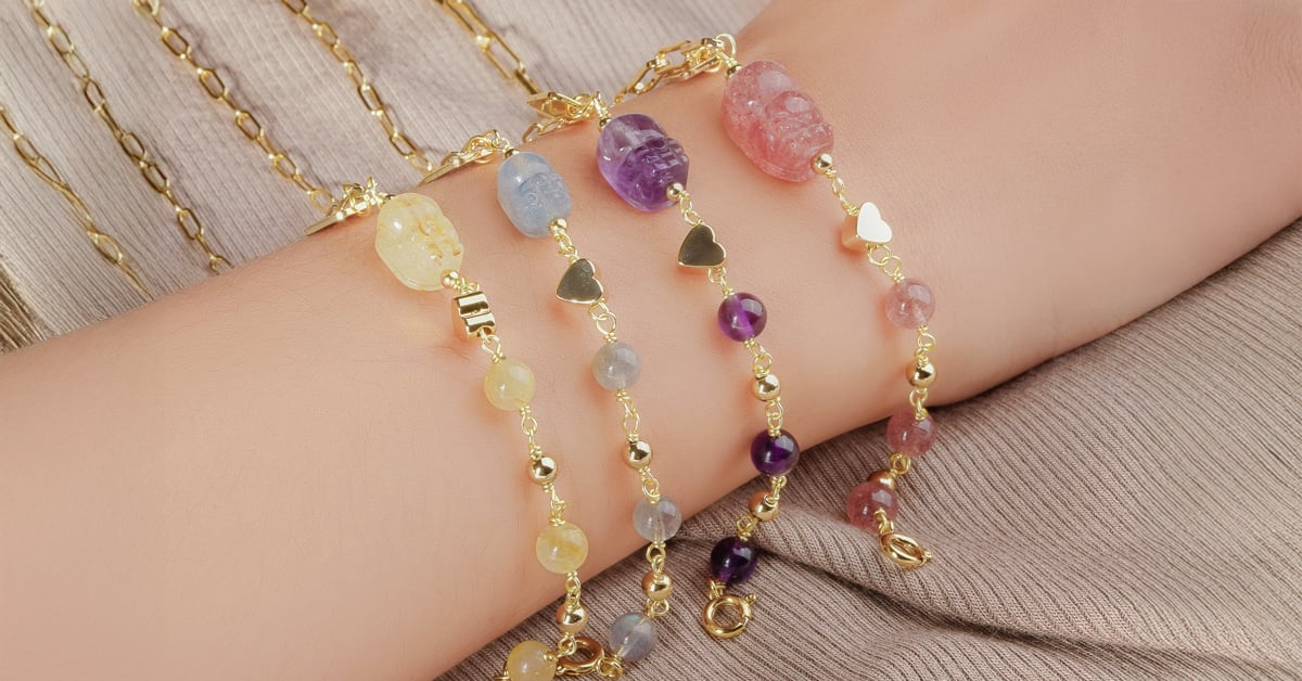 2026 開運飾品推薦：開運手鍊招財、招桃花要戴左手還右手？佩戴禁忌與水晶寓意懶人包