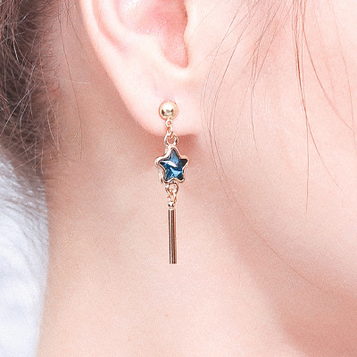 深邃藍鑽五角星珍珠不對稱 耳針/無耳洞黏貼式耳環
